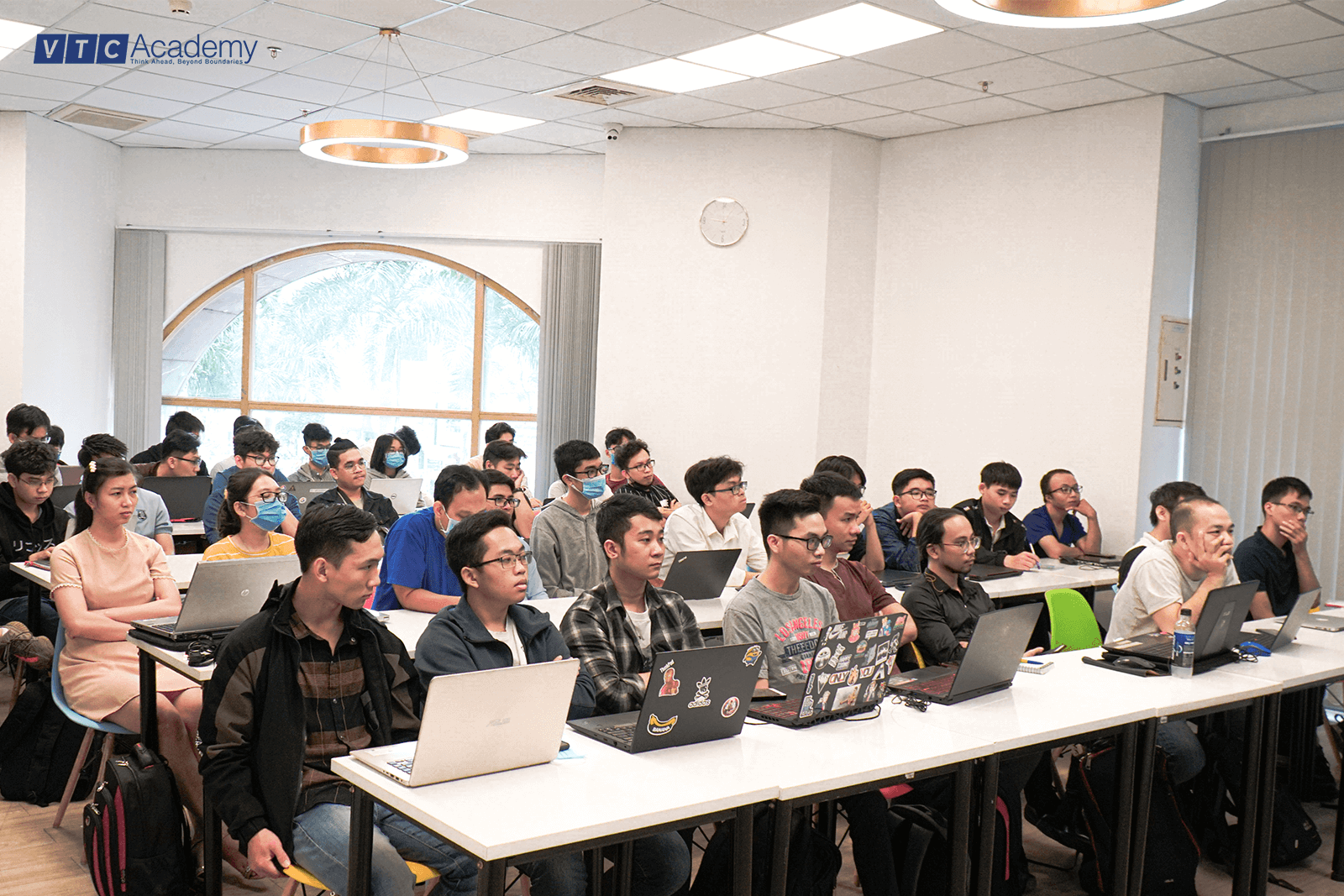 VTC Academy organized many activities to learn about Artificial Intelligence (AI) in Ho Chi Minh City in March 2021