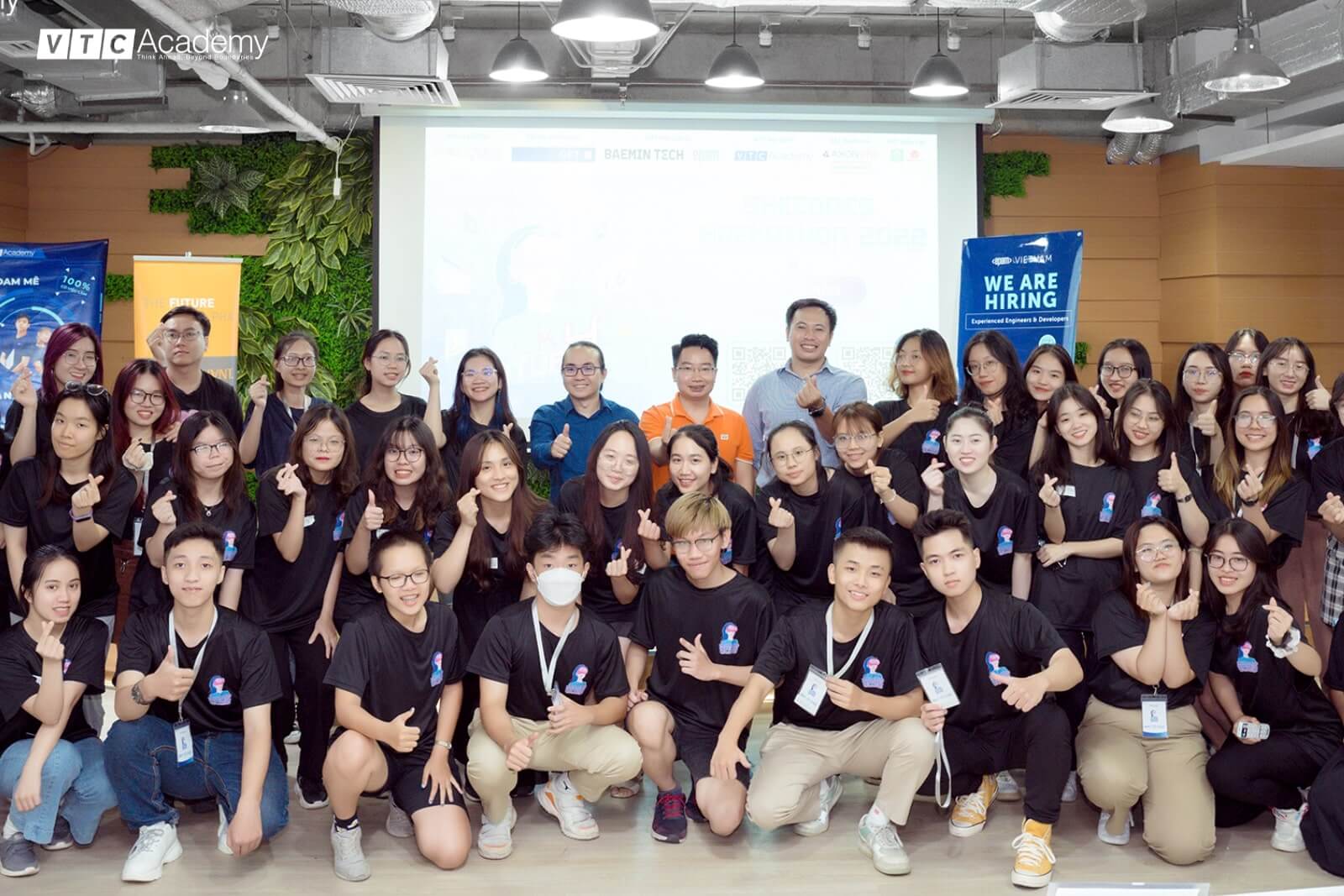 VTC Academy vinh dự trở thành Nhà tài trợ Bạch kim, đồng hành cùng SheCodes Hackathon 2022 – HACK4FUTURE