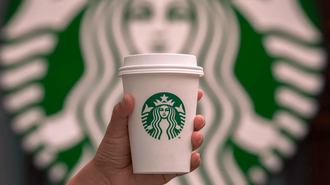 starbucks thiết kế đồ họa