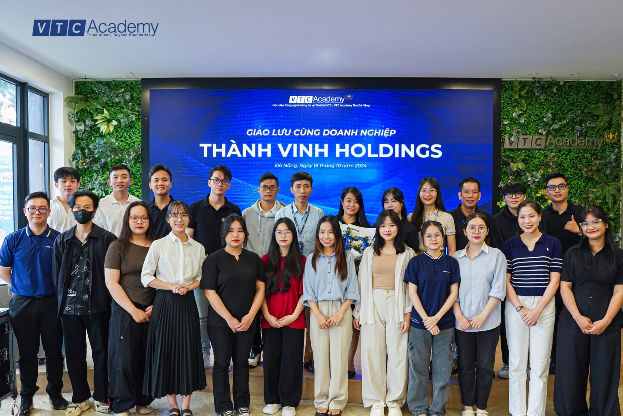 Trực tiếp phỏng vấn cùng doanh nghiệp Thành Vinh Holdings: Học viên VTC Academy nhận việc ngay tại chỗ