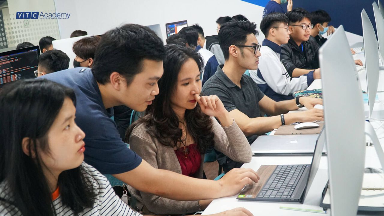 Kiến thức căn bản về toán học, vật lý và tin học