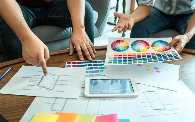 Các yếu tố quyết định mức học phí ngành thiết kế đồ họa