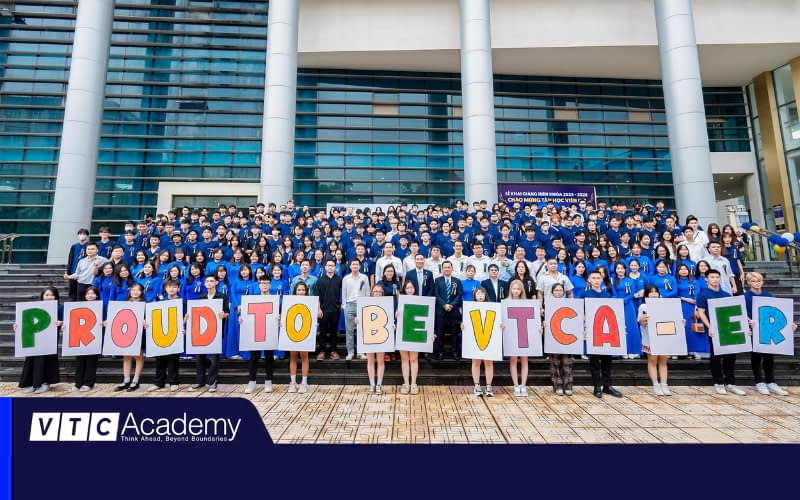 Nên học Thiết kế đồ họa tại VTC Academy hay không? Phân tích toàn diện giúp bạn quyết định sáng suốt 2 Nên học thiết kế đồ họa tại VTC Academy