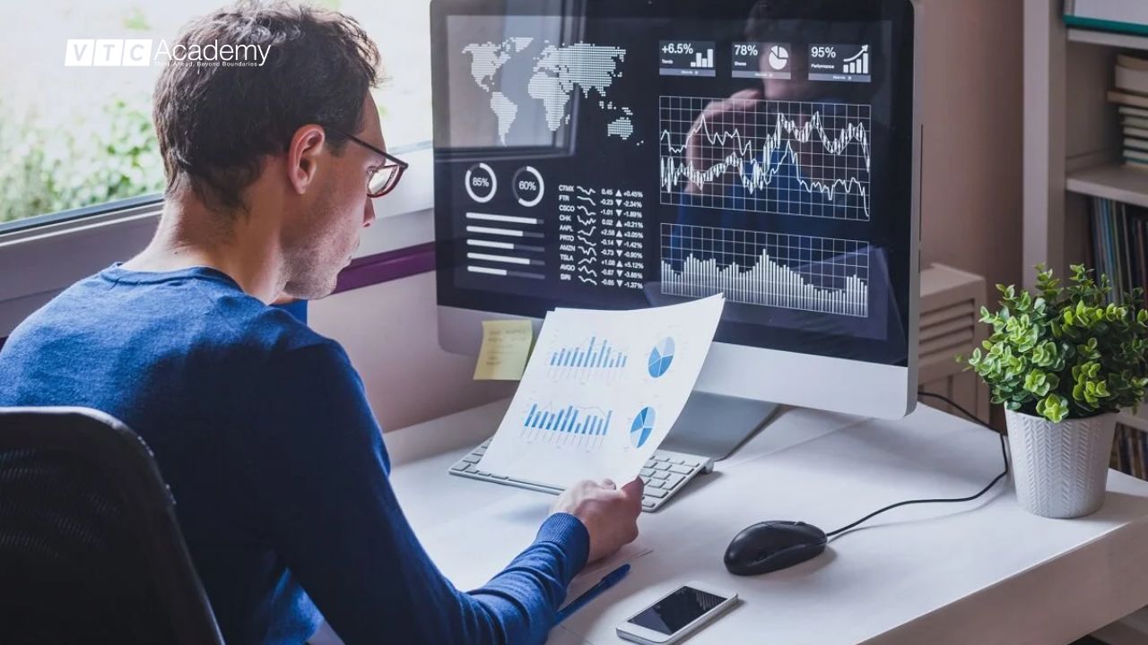 chuyen-vien-phan-tich-du-lieu