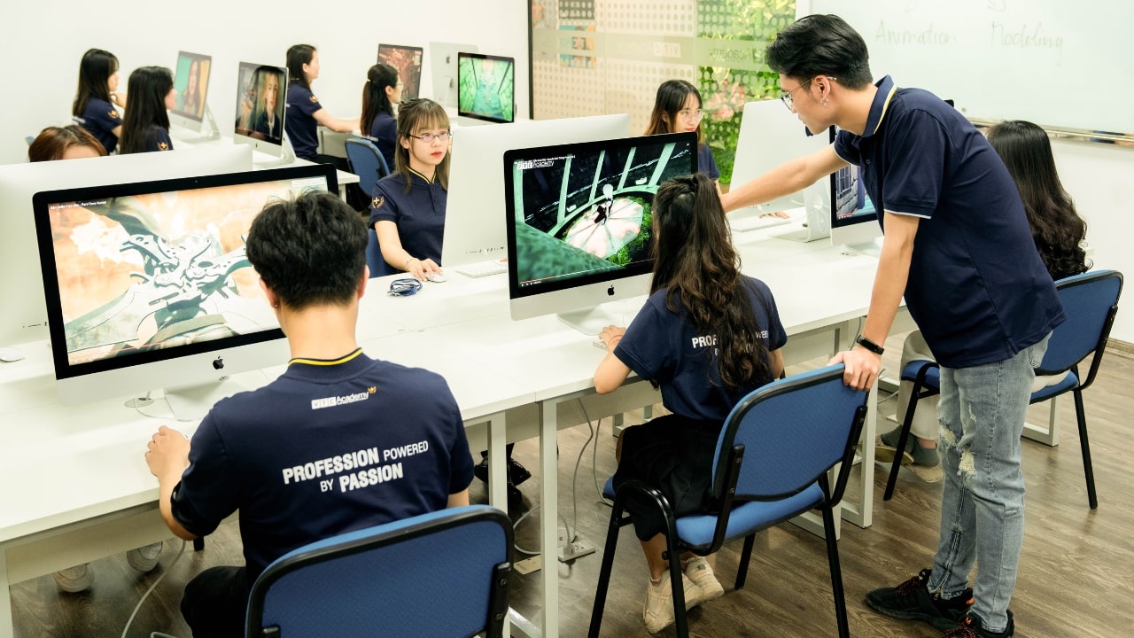 doi-ngu-giang-vien-tam-huyet-tai-vtc-academy