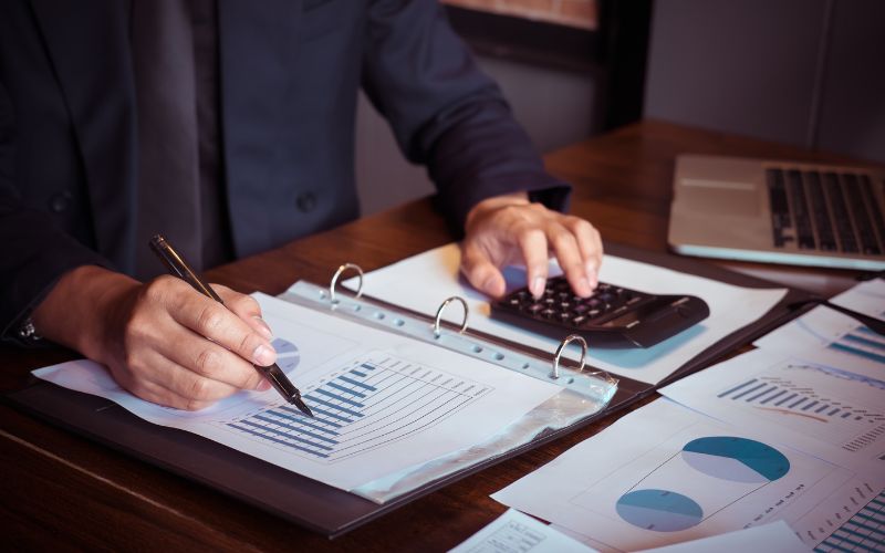 Giai đoạn ứng biến và giải quyết của điều phối viên logistics