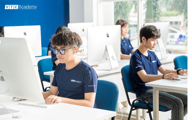 Lộ trình học lập trình thực chiến tại VTC Academy