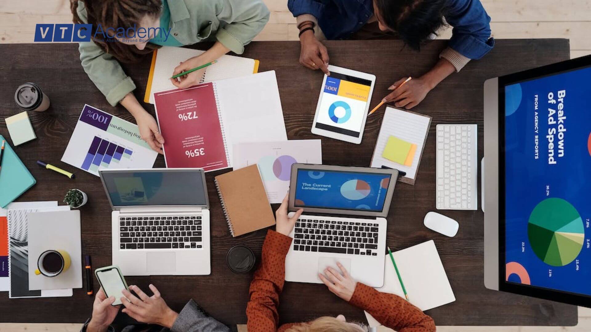 mot-chien-dich-digital-marketing-bao-gom-nhieu-phuong-thuc-cung-van-hanh