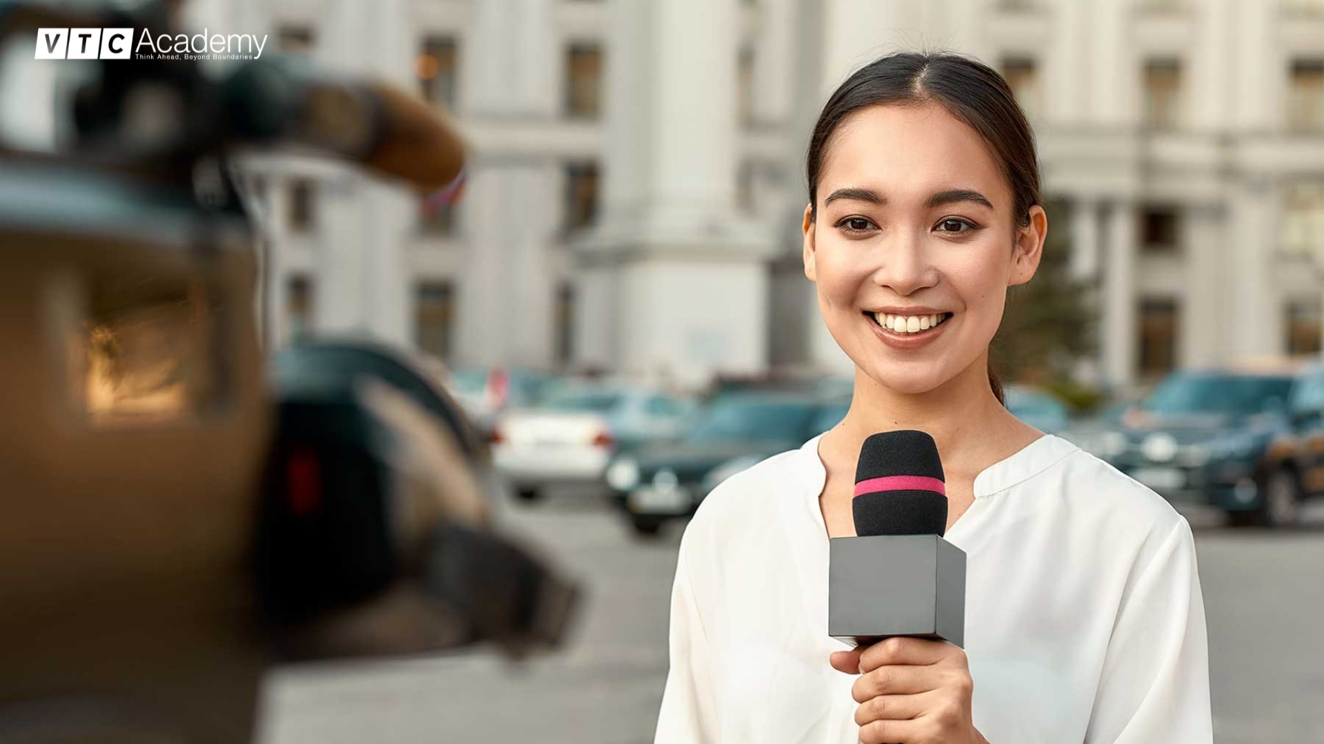 truyen-thong-va-bao-chi