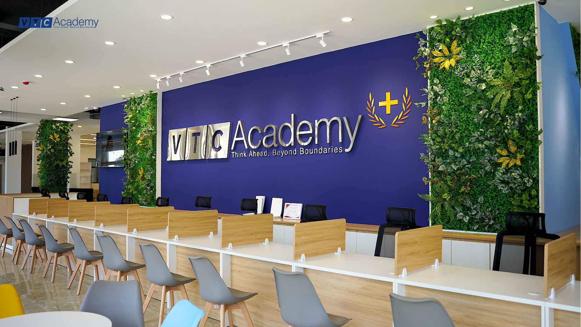 học viện công nghệ thông tin và thiết kế vtc