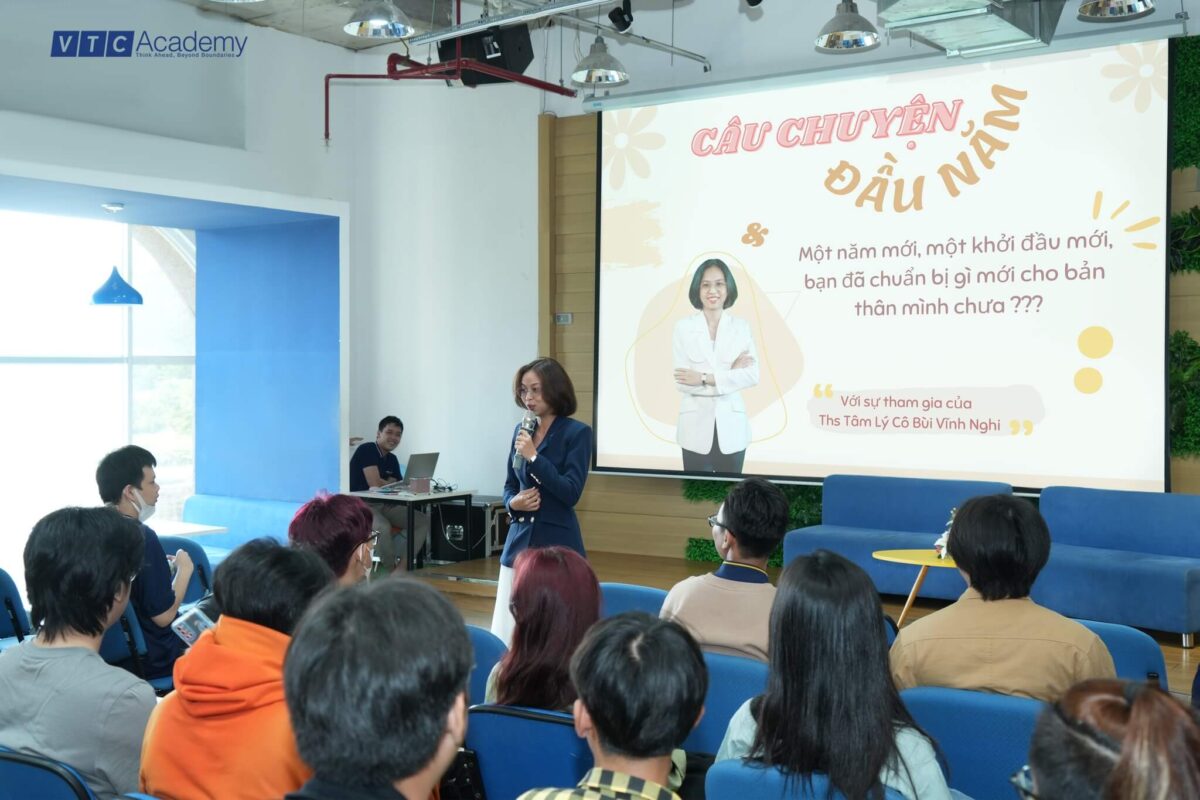 vtc-academy-gap-go-chuyen-gia-tam-ly-1