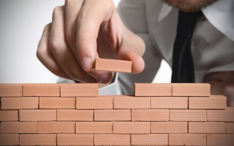 Xây dựng chiến lược "làm trái ngành" một cách thông minh